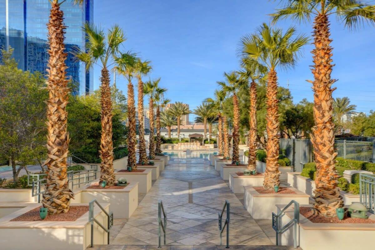 Mgm Signature-15-709 Strip View Jacuzzi Studio Las Vegas Buitenkant foto