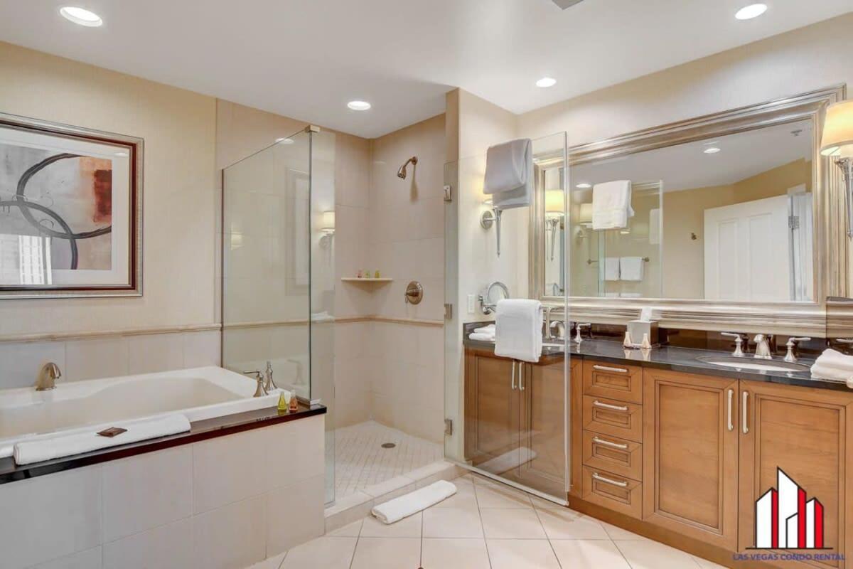 Mgm Signature-15-709 Strip View Jacuzzi Studio Las Vegas Buitenkant foto